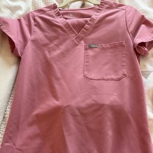 Chalk Pink: XXS Catarina One-Pocket Scrub Top and xs joggers.